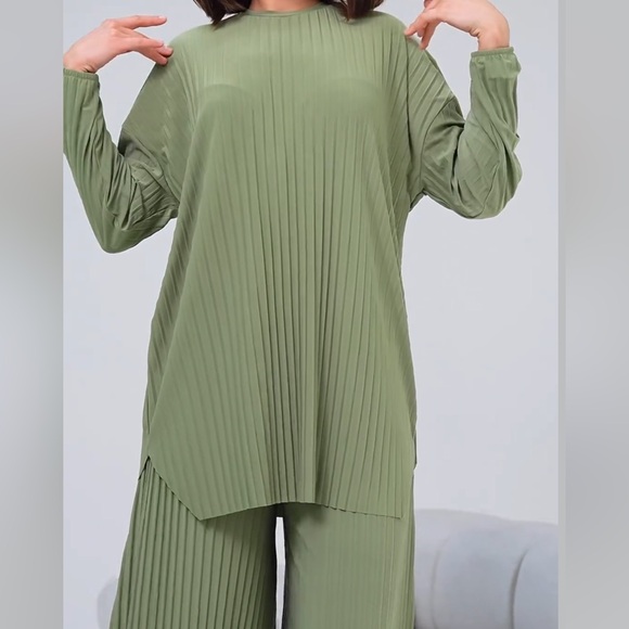 Pleated 2 Piece Pants Set Wide legs Comfortable wearing black OS - Picture 5 of 5